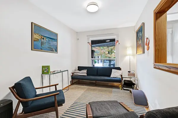 Toronto E03, ON M4C 3J8,84 Woodington AVE