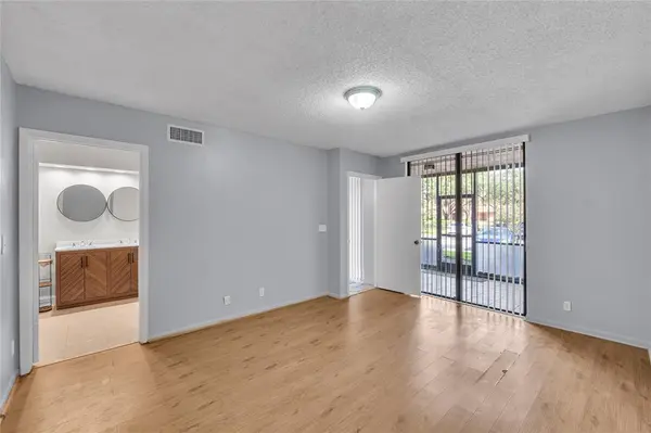 Plantation, FL 33322,10690 NW 14th St #136