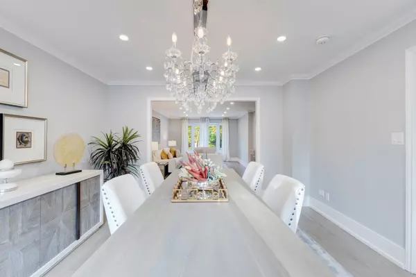 Mississauga, ON L5H 1R4,807 Indian RD