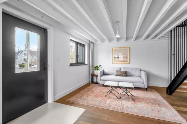 Puslinch, ON N0B 1C0,596-598 Arkell RD