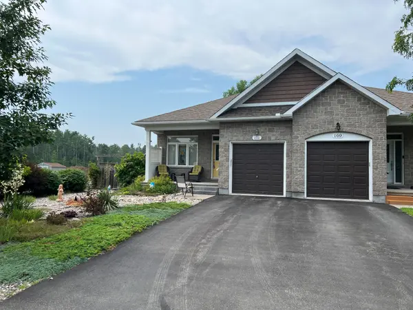 North Grenville, ON K0G 1J0,171 Royal Landing Gate