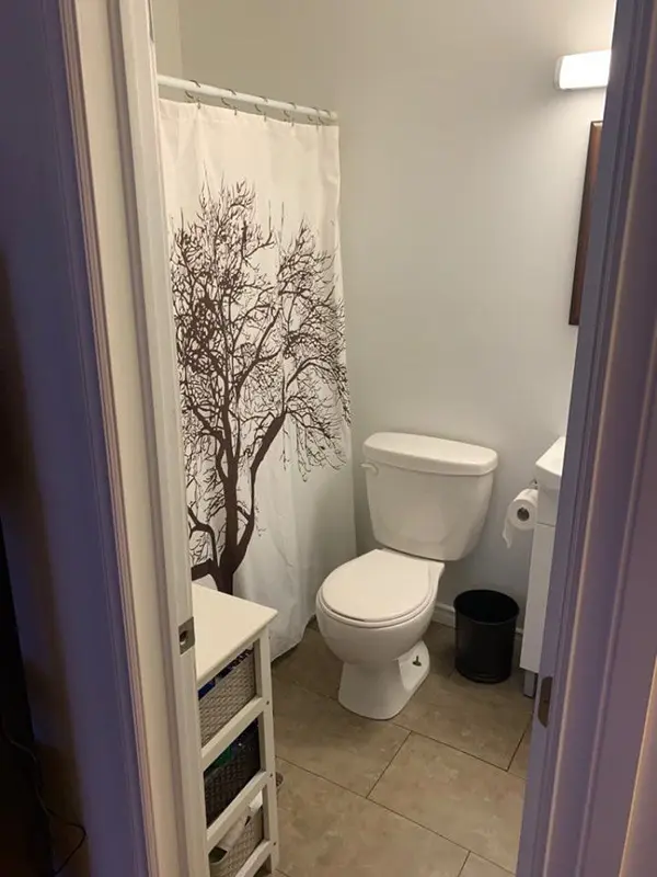 London East, ON N5Z 2G7,202 Egerton ST