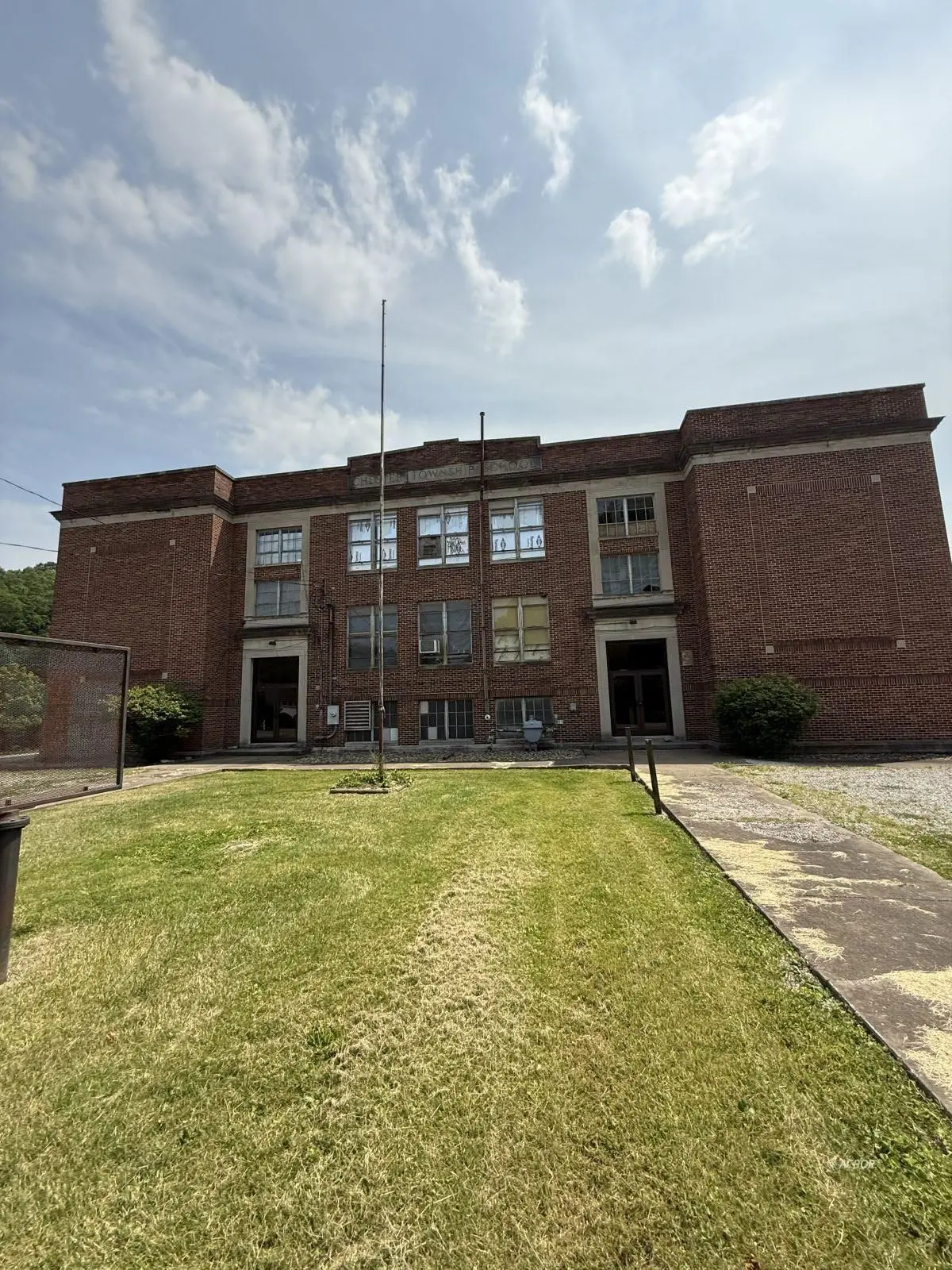 Long Bottom, OH 45743,46565 SR 248