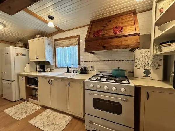 Joshua, TX 76058,239 Ranch Road