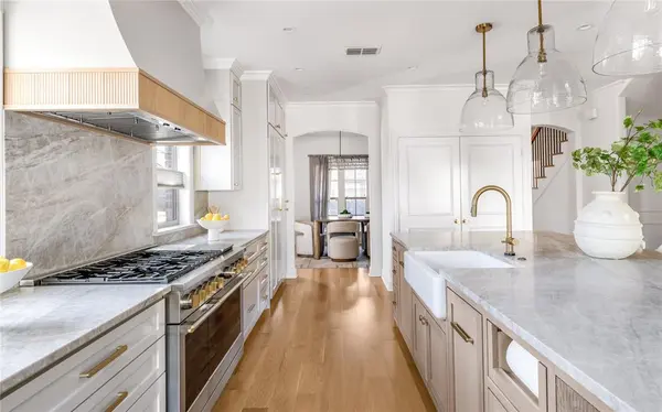 Dallas, TX 75206,5551 Miller Avenue