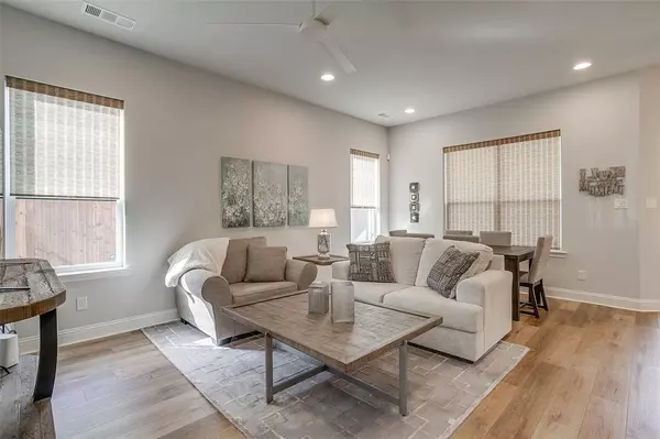 Fort Worth, TX 76132,6334 Oakbend Circle