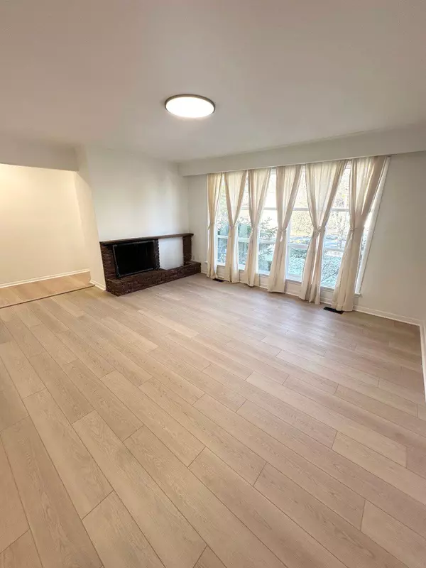 Toronto C07, ON M2M 1J6,177 Patricia AVE #Main