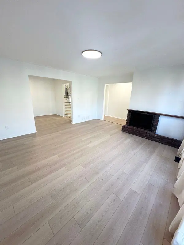 Toronto C07, ON M2M 1J6,177 Patricia AVE #Main