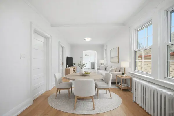 54 Thirty First ST, Toronto W06, ON M8W 3E9