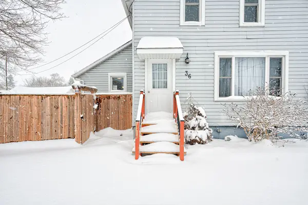 Huron East, ON N0K 1W0,36 Huron ST