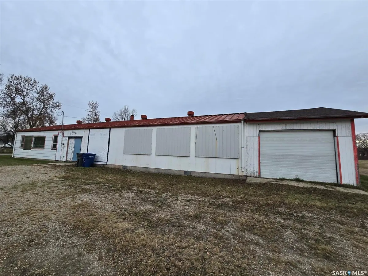 250 4th AVENUE, Broadview, SK S0G 0K0
