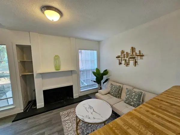 Dallas, TX 75231,7152 Fair Oaks Avenue #1149