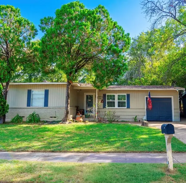 Arlington, TX 76010,2016 Huntington Drive