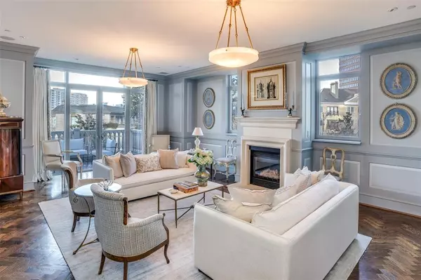 Dallas, TX 75219,3505 Turtle Creek Boulevard #4C