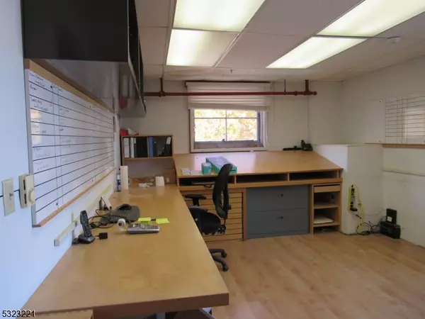 Frenchtown Boro, NJ 08825,4 7th St