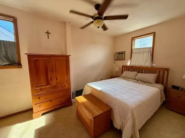 Brooklyn, NY 11229,27 Aster CT