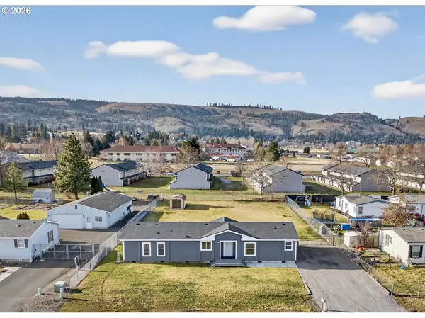 La Grande, OR 97850,208 16th ST