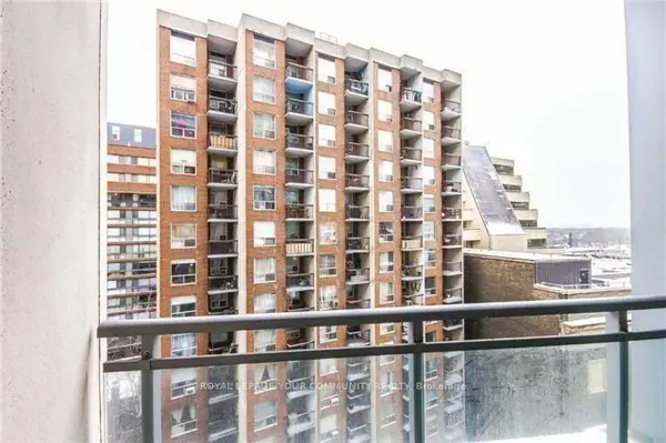 Toronto C02, ON M5R 1M2,8 Scollard ST #1201