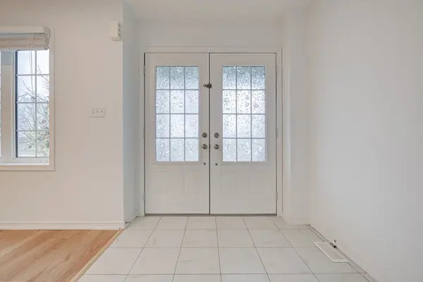 Oshawa, ON L1L 0G9,166 Britannia AVE