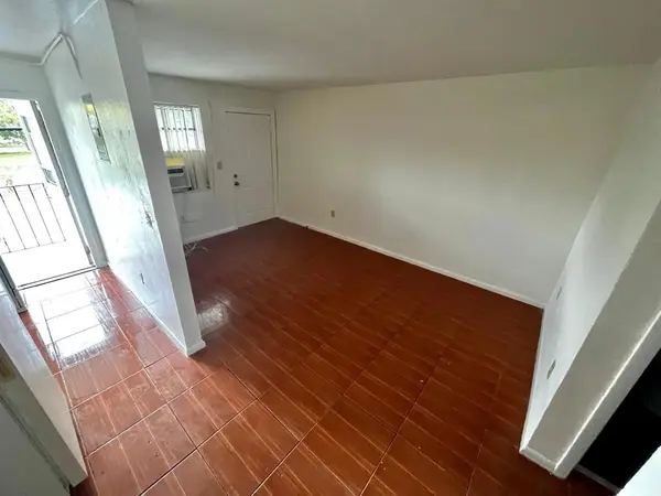 Miami, FL 33127,3015 NW 8th Ave #9