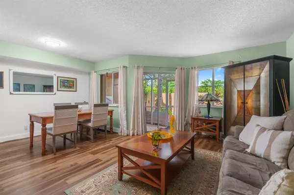 Plantation, FL 33324,7907 NW 7th Ct