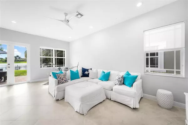 Parkland, FL 33076,9730 Blue Isle Bay