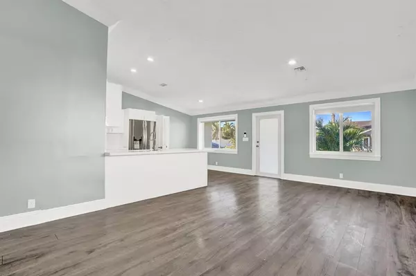 Boca Raton, FL 33428,10548 Boca Entrada Blvd