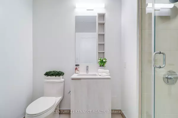 Vaughan, ON L4K 0L1,1000 Portage Pkwy #3006