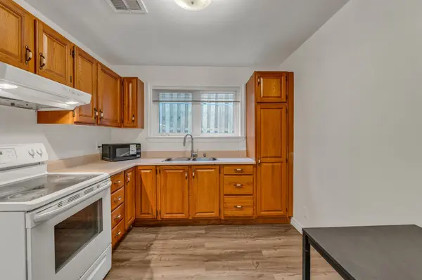 Toronto W05, ON M3K 1N1,3562 Dufferin ST #Lower