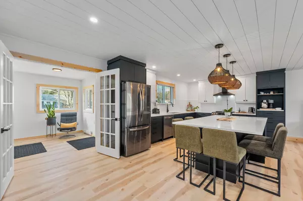 Highlands East, ON K0L 1M0,31 Sprucedale ST