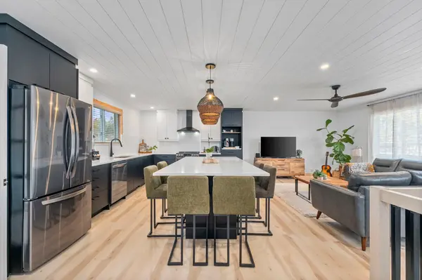 Highlands East, ON K0L 1M0,31 Sprucedale ST