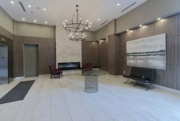 560 North Service RD #710, Grimsby, ON L3M 0G3