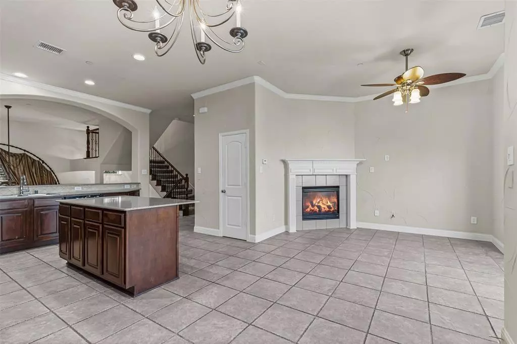 Plano, TX 75024,5717 Lunsford Road