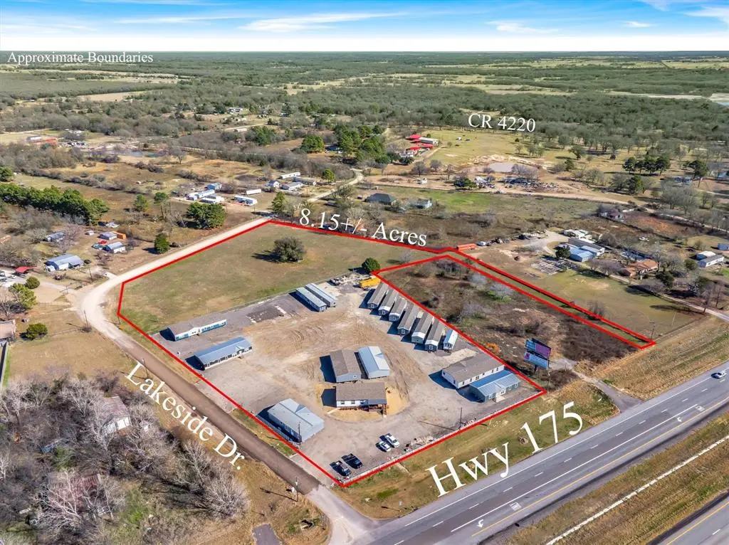 Kemp, TX 75143,16955 E Highway 175