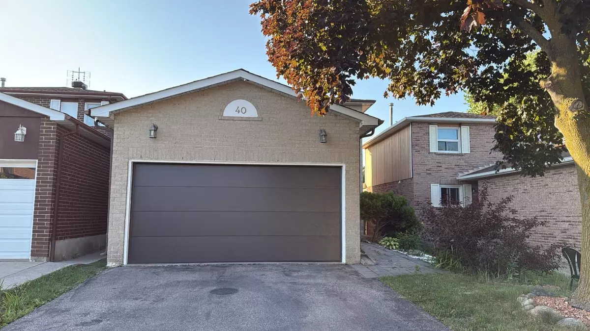 Richmond Hill, ON L4C 5V5,40 Gray CRES #Bsmt