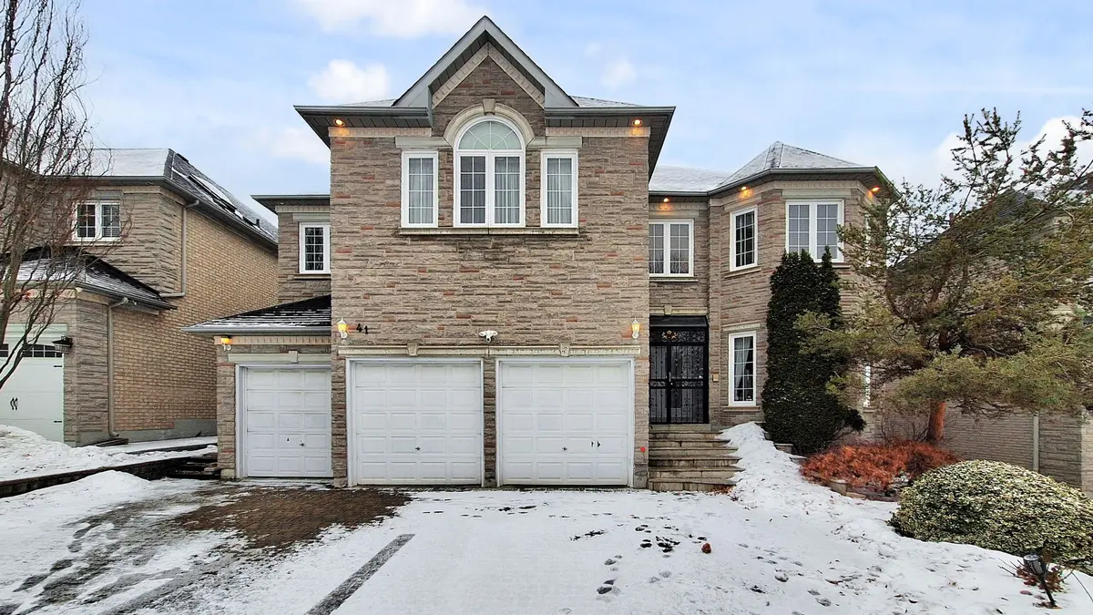 Richmond Hill, ON L4B 3V9,41 Graydon CRES