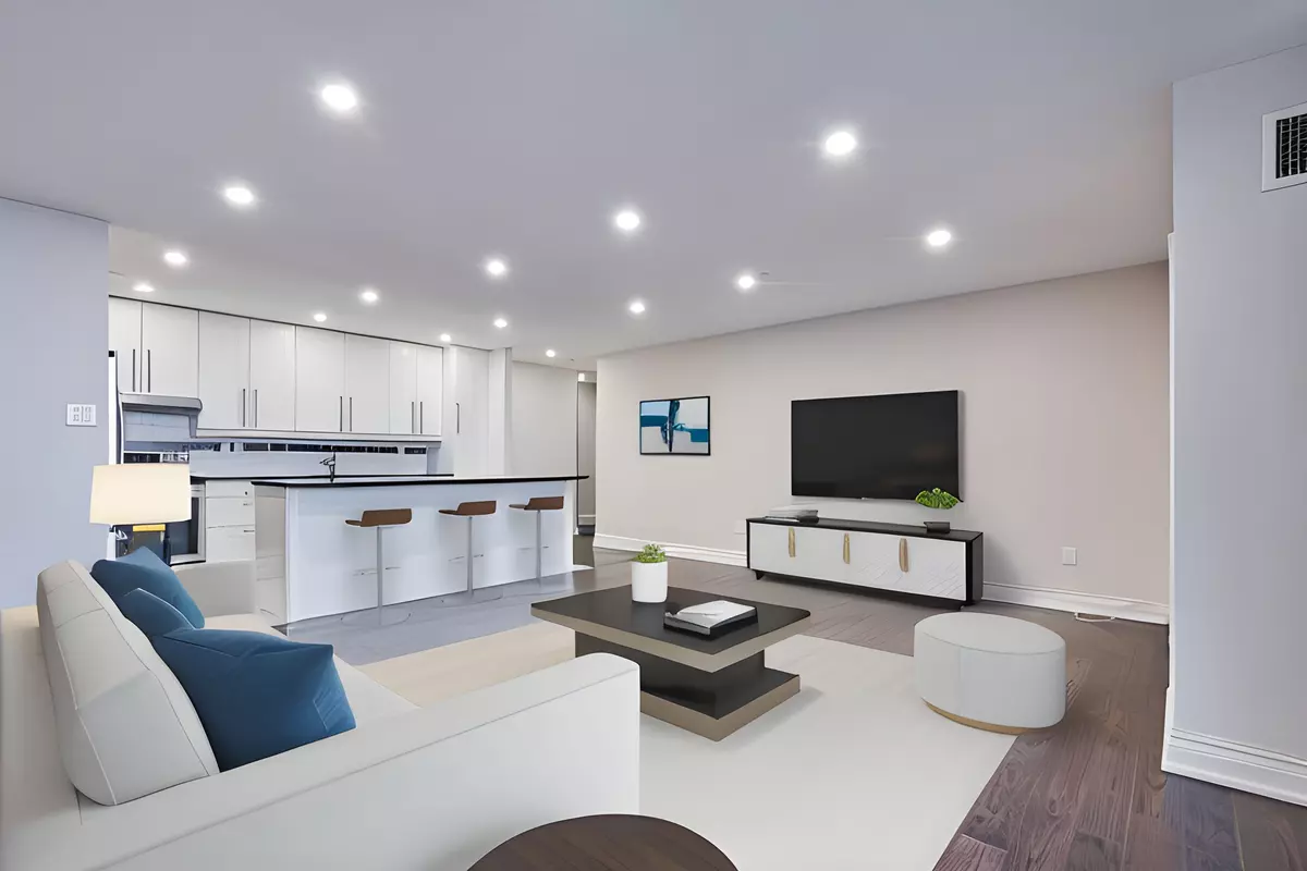 Mississauga, ON L5E 3E2,1535 Lakeshore RD E #1203