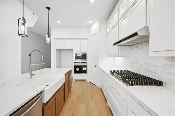 Van Alstyne, TX 75495,526 Red Barn Drive