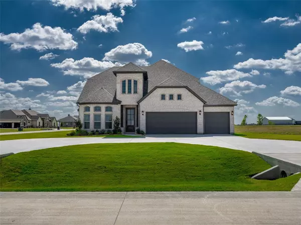 1112 Archives Avenue, Nevada, TX 75173