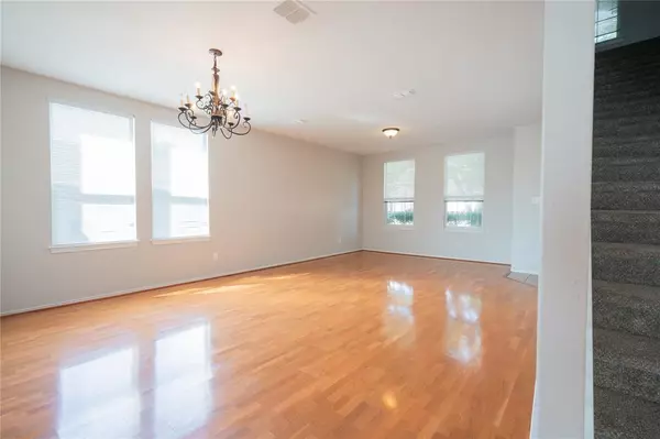 Arlington, TX 76002,524 Zachum Drive