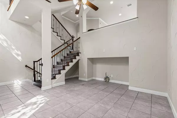 Plano, TX 75024,5717 Lunsford Road