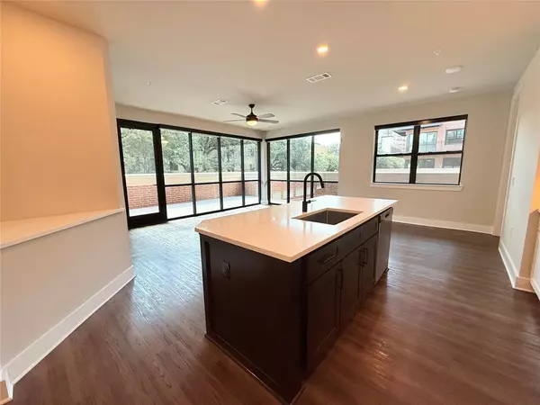 3255 Carlisle Street #1407, Dallas, TX 75204