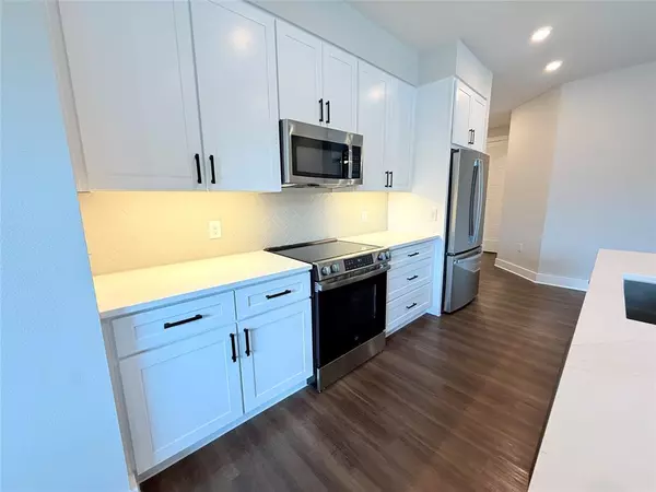 Dallas, TX 75204,3255 Carlisle Street #1407