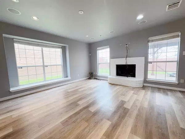 Lewisville, TX 75077,1365 Mimosa Lane