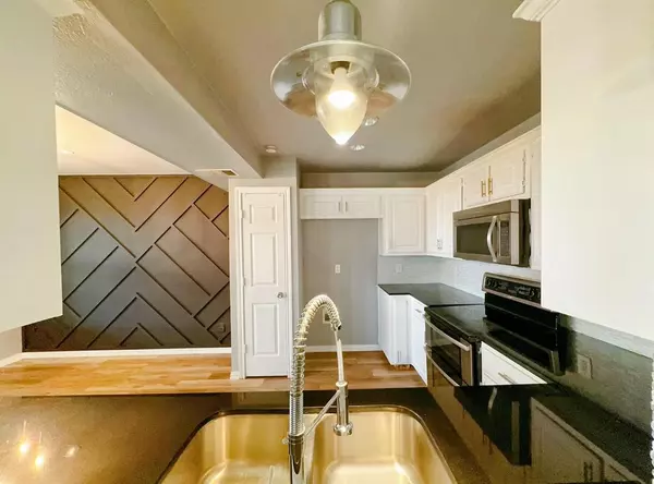 Lewisville, TX 75077,1365 Mimosa Lane