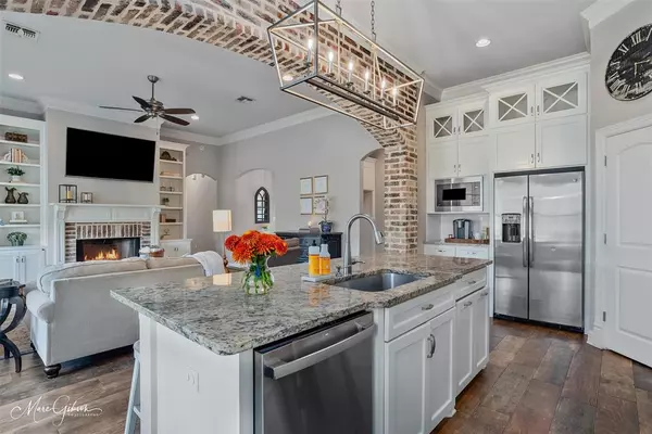 Bossier City, LA 71111,707 Bandera Drive