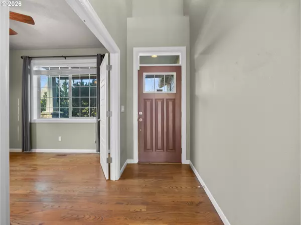 Sandy, OR 97055,40192 LAUREL ST