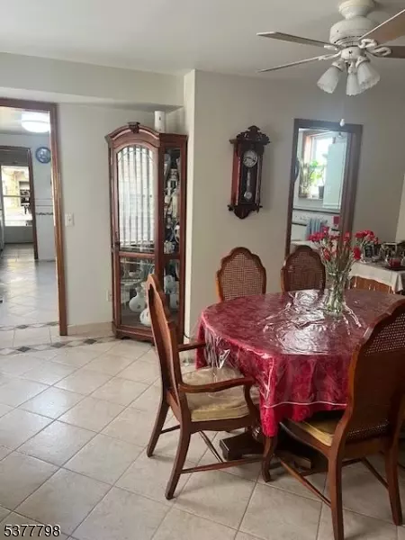 Newark City, NJ 07105,63 Waydell St