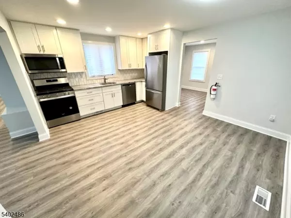 Bernardsville Boro, NJ 07924,26 Garibaldi St