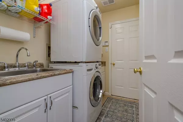 Readington Twp., NJ 08889,309 S Branch Dr